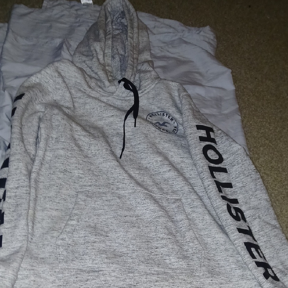 Hollister Heather Gray Hoodie with Black Accents